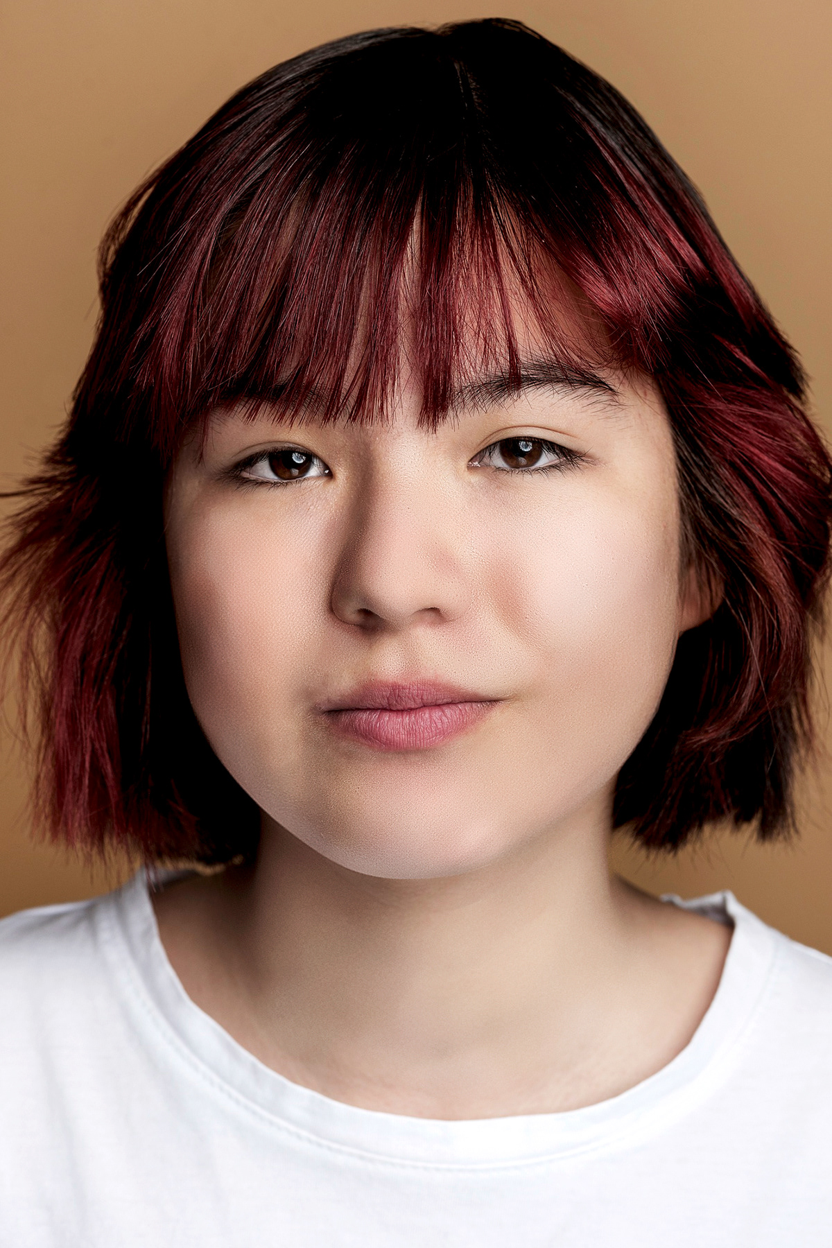 Portraitfoto nach Hautretusche und Farbkorrektur